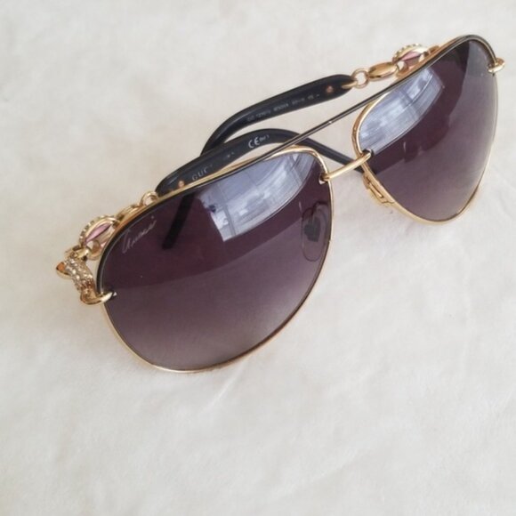 Authentic Gucci aviator sunglasses